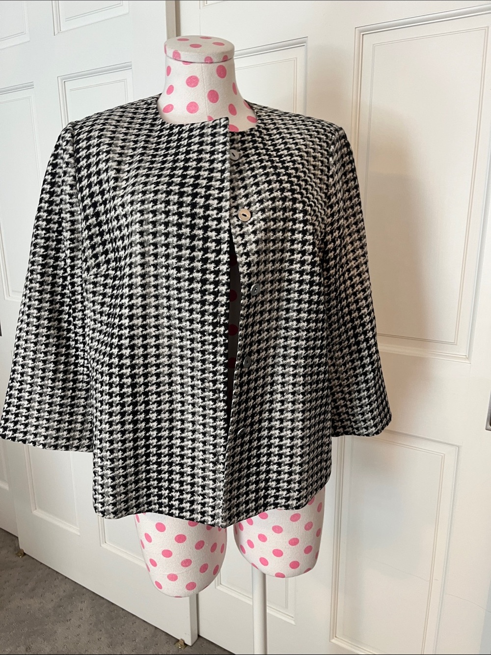 The Limited Black & White Houndstooth Cropped Blazer